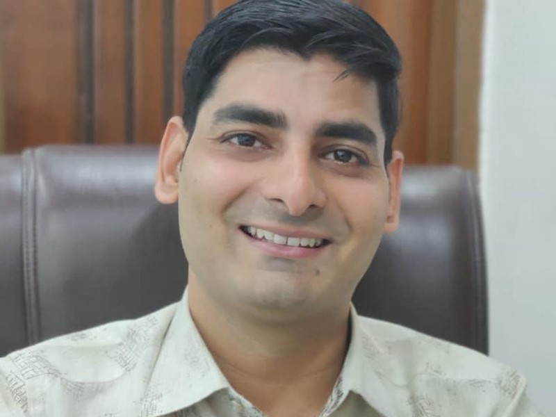 Dr. Pradeep Singh